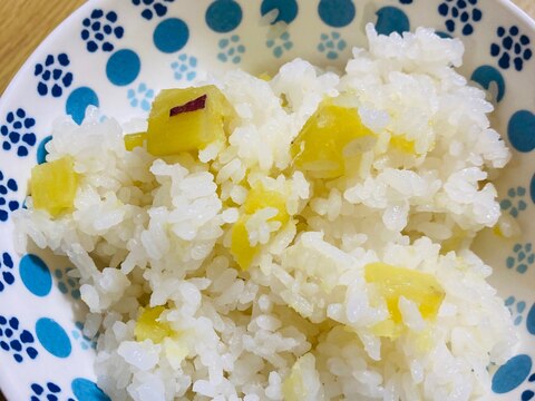 白だしだけで美味しいさつまいもご飯 レシピ 作り方 By Yumyum 楽天レシピ 白だしだけで美味しいさつまいもご飯 レシピ 作り方 By Yumyum 楽天レシピ